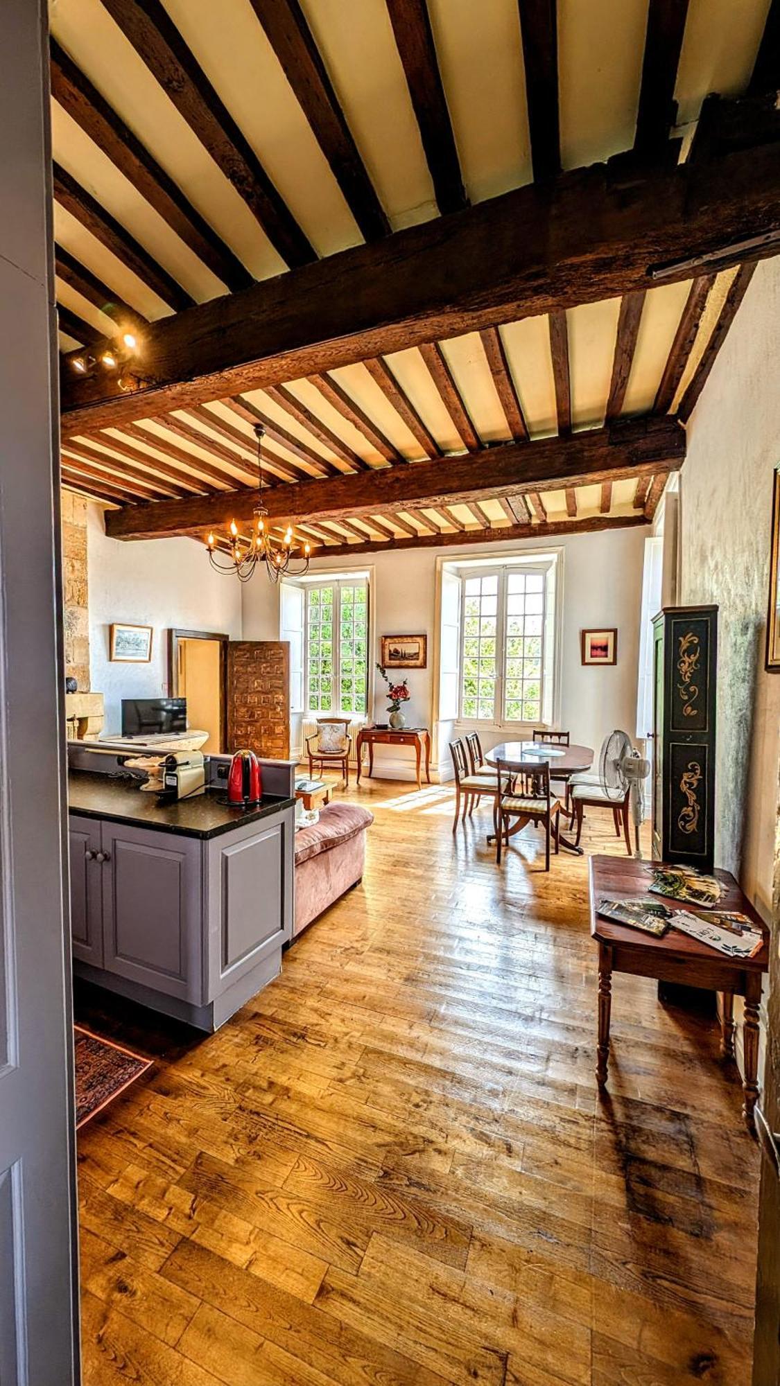 Centrally Located Sarlat Apartment With Medieval Town Views Exterior foto